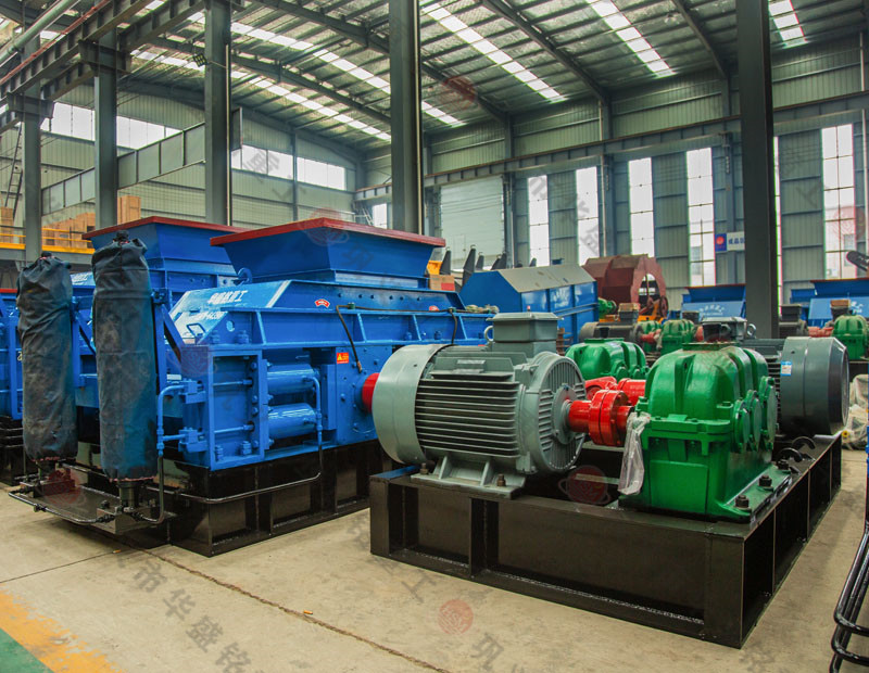 河卵石制砂就用對(duì)輥制砂機(jī)，1012對(duì)輥制砂機(jī)多少錢一臺(tái)