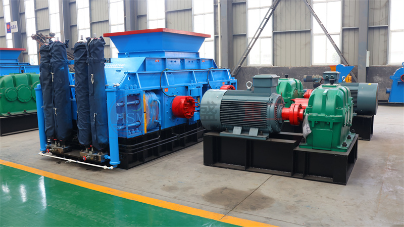 鵝卵石對(duì)輥制砂機(jī)多少錢一臺(tái)？