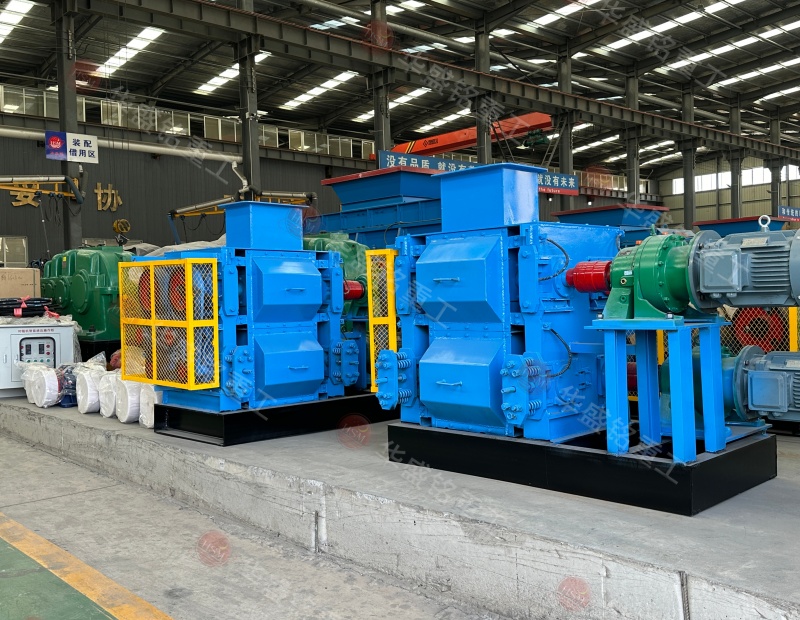 碳酸鋰塊破碎工序的設備配置探討——華盛銘四輥破碎機應用觀察